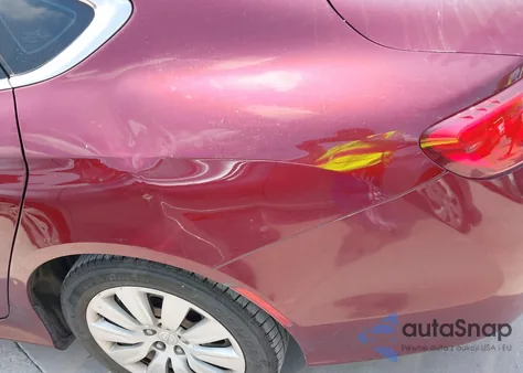 2015 Chrysler 200 Lx из США, поврежденный, VIN 1C3CCCFBXFN550854